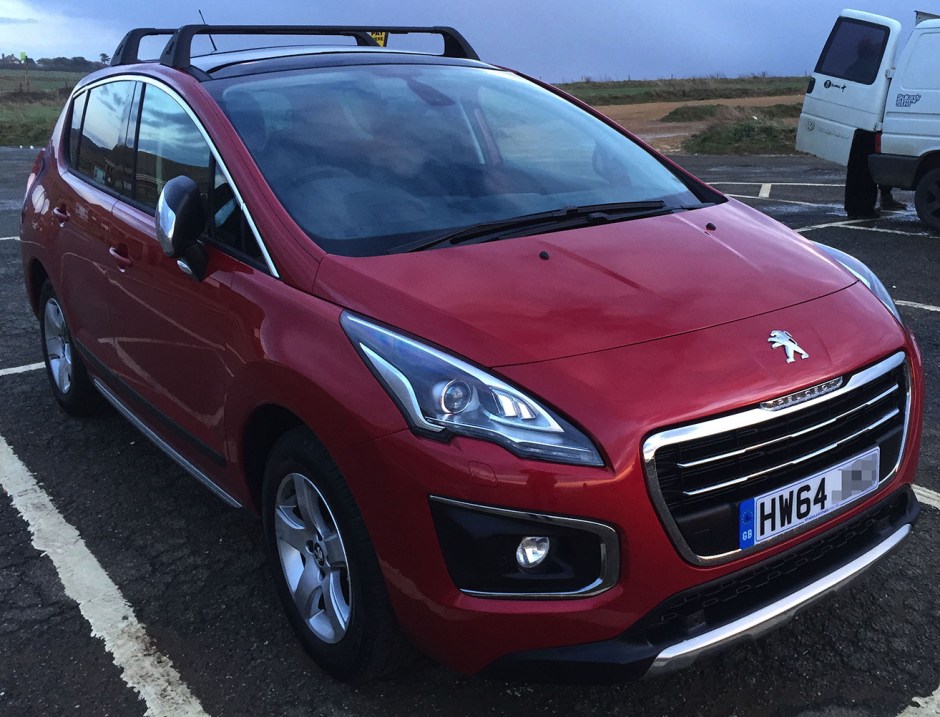 Peugeot 3008, late 2014 build, Allure spec.