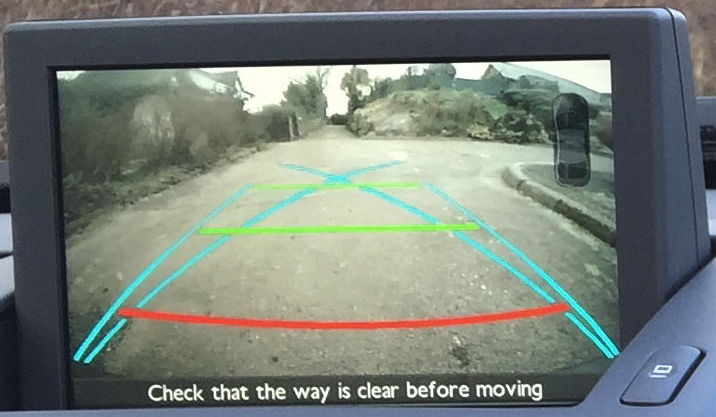 Peugeot 3008, late 2014 build, Allure spec, reversing camera.