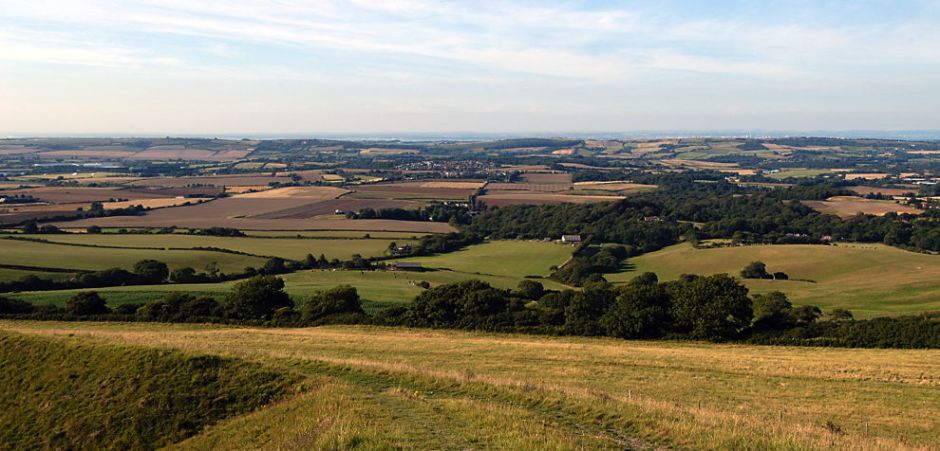 Centre of the Isle of Wight, before bonfires, solar farms, and sundry improvements. © 2015 EHN & DIJ Oakley.