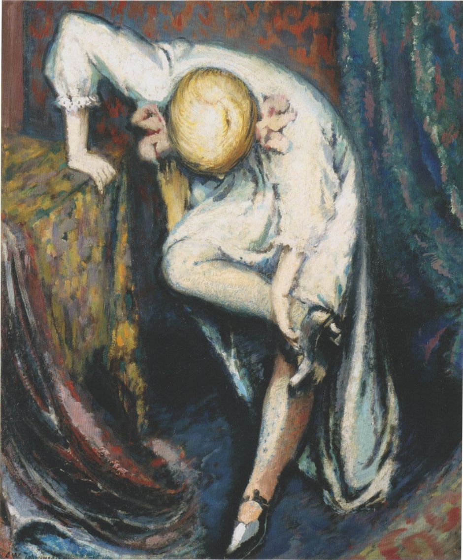 johannessengirlputtingonshoes